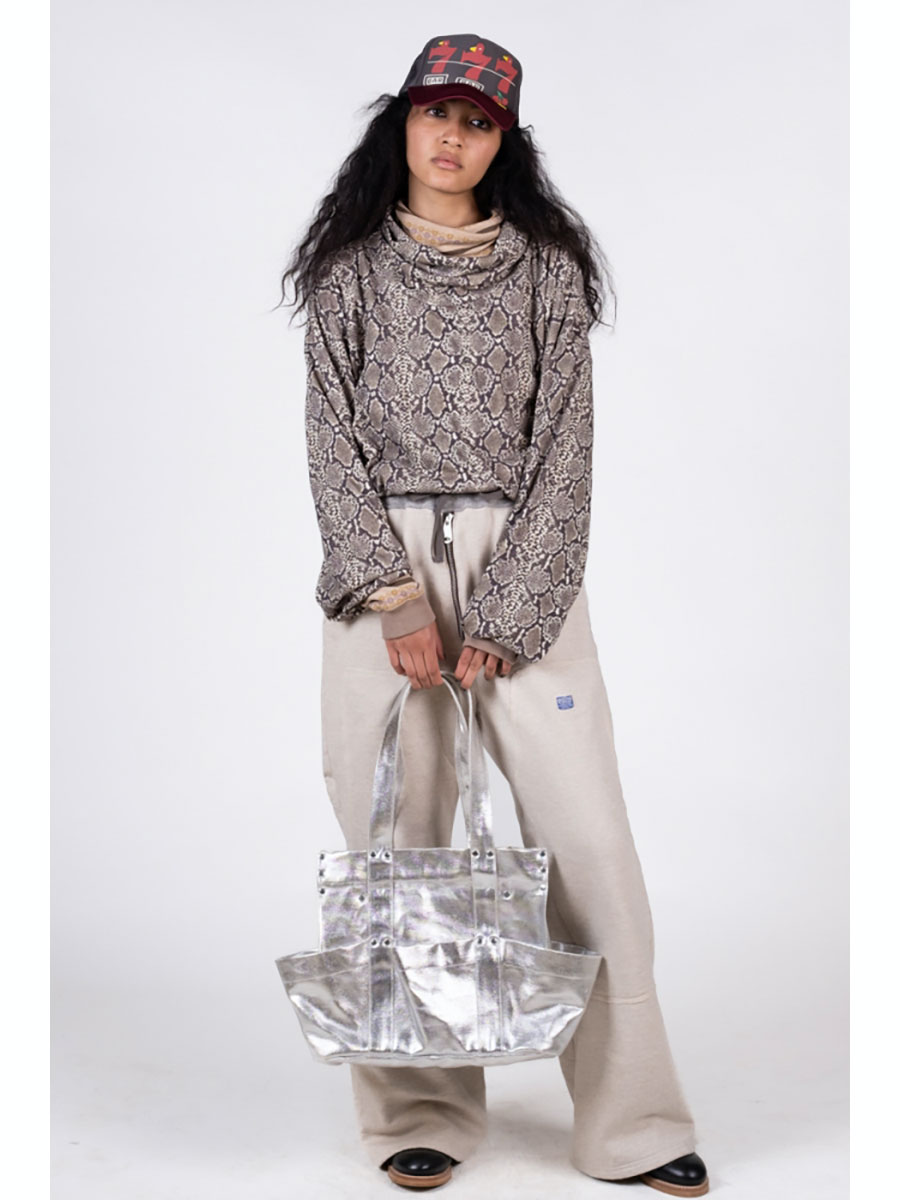 【限定品】 天竺 KAPITAL | バギーハイネックロンT 蛇柄 カーテン