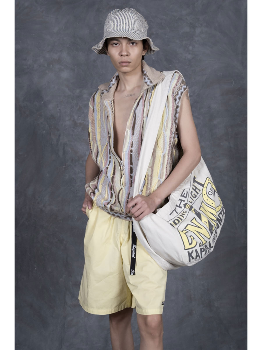 （ブランドロゴ）の人気ランキング キャンバス ニュースペーパーBAG(GUIDING KAPITAL | LIGHTpt) バッグ