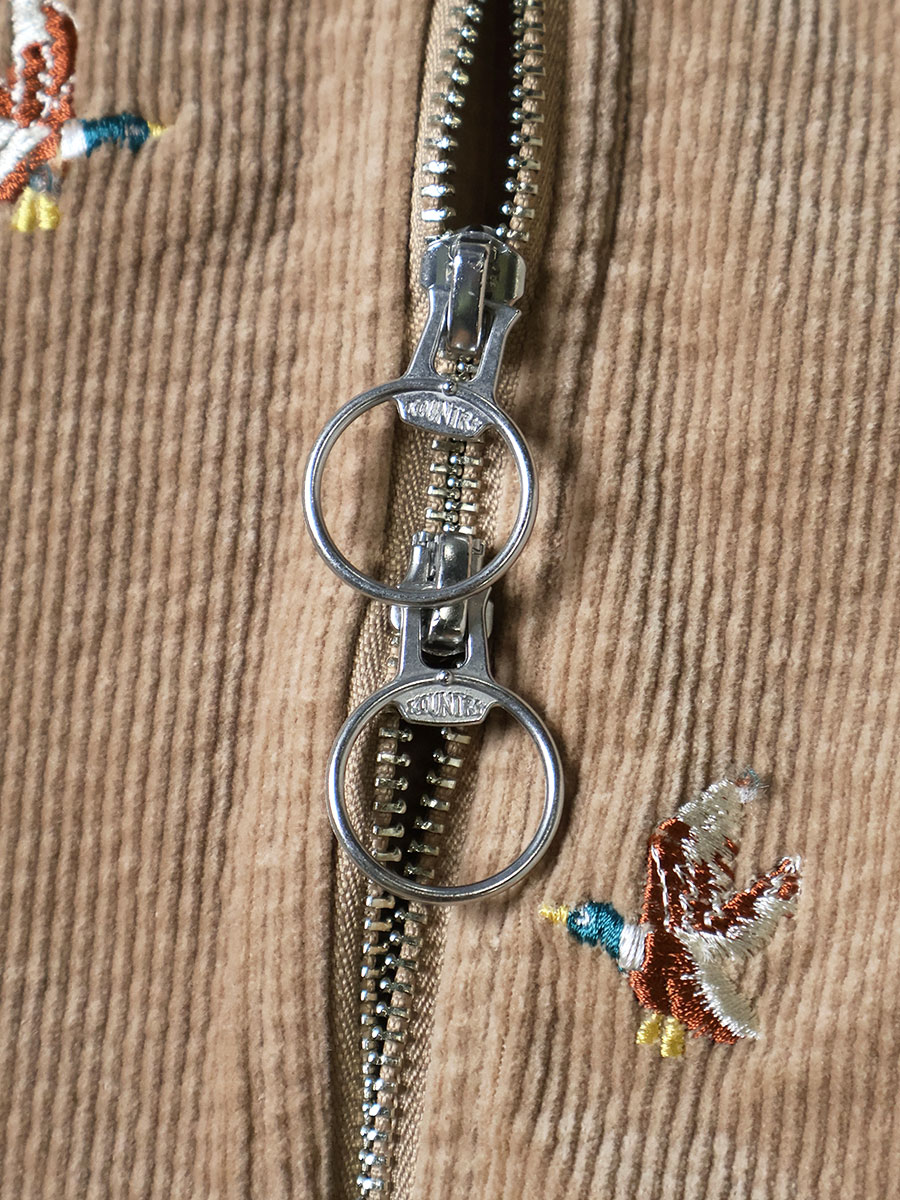11Wストレッチコーデュロイ 鴨刺繍 トラックJKT（バナーストライプ 